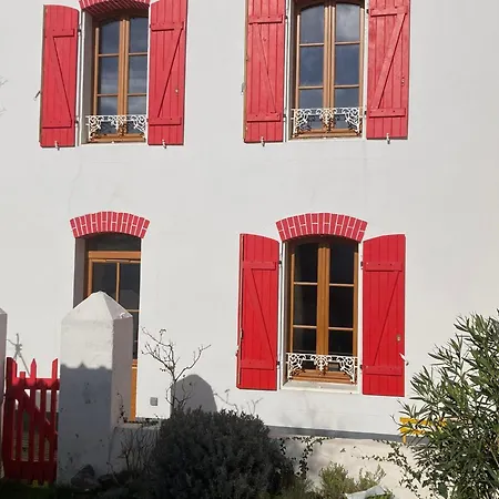 Dom wakacyjny Maison Renovee Avec Jardin, Proche Commerces Et Plage, - Fr-1-418-245